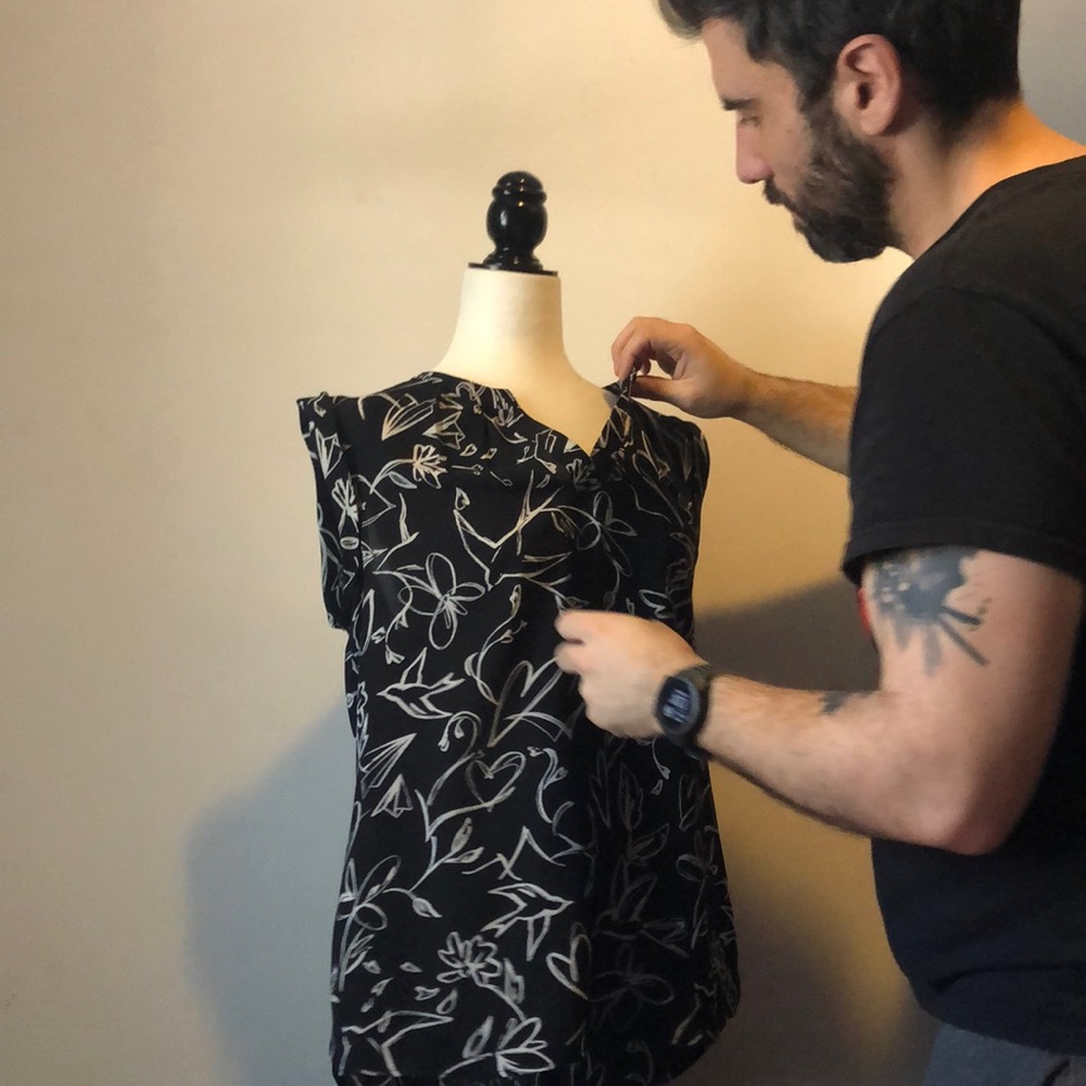 Reitmans blouse - Picture 2 of 7